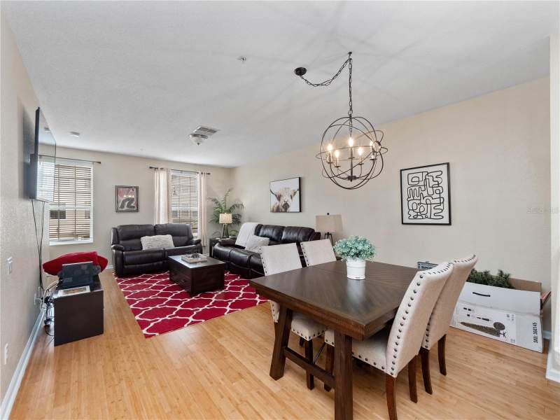 3 bedroom Condominium at 8013 COOL BREEZE DRIVE #116, VISTA CAY, ORLANDO — photo 5