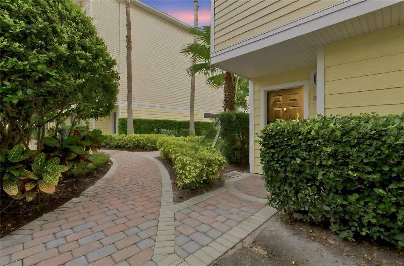 Arlington Park Condo