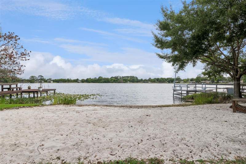 4 bedroom Single Family Residence at 9642 Bear Lake Road, J L Hills Little Bear Lake Sub, Apopka — photo 5