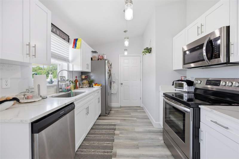 3 bedroom Single Family Residence at 14960 SW 33rd Lane, Rainbow Park Unit 2, Ocala — photo 5