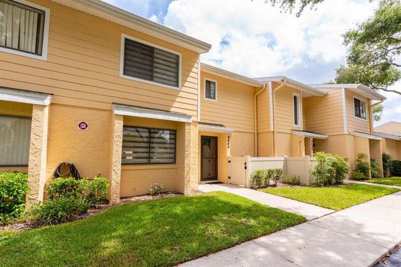 Dover Green Condo