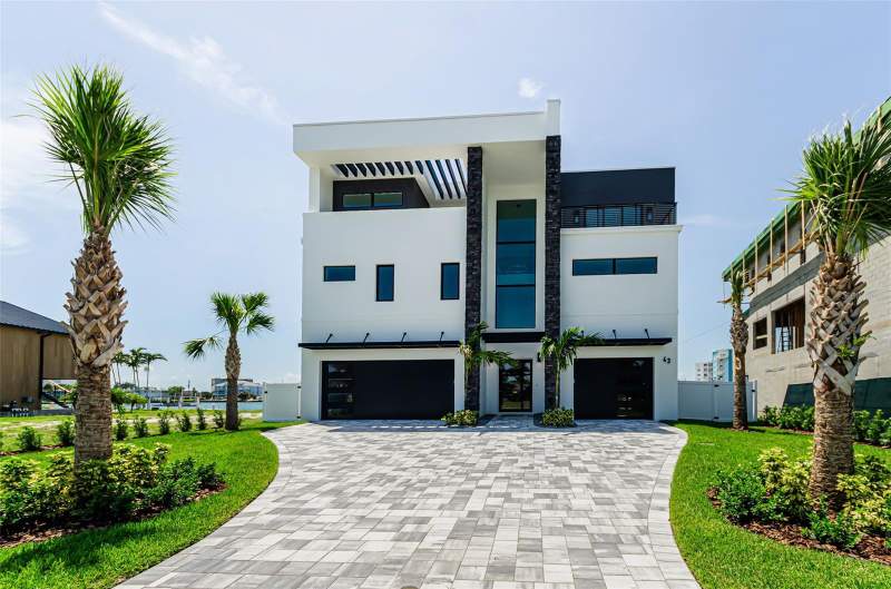 43 DOLPHIN DRIVE home for sale in Paradise Island