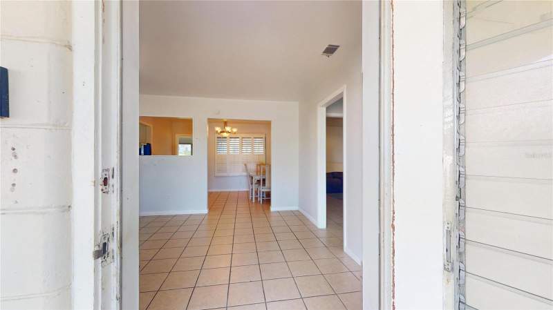 2 bedroom Single Family Residence at 121 N Seminole Avenue, City Of Inverness, Inverness — photo 4