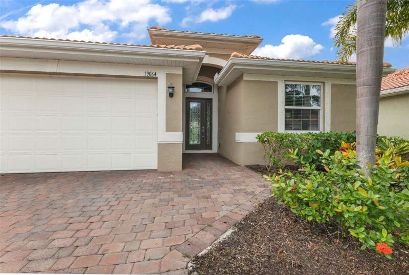 3 bedroom Single Family Residence at 19064 Billfish Avenue, Caribbean Village, Venice — photo 3