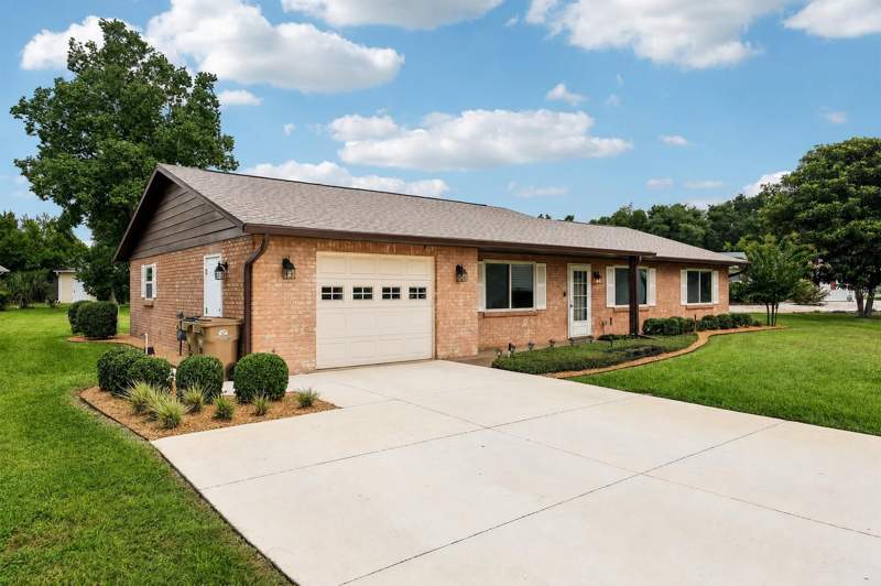 3 bedroom Single Family Residence at 70 Stone Haven Court, Scottish Highlands Condo Ph A & Aa, Leesburg — photo 5