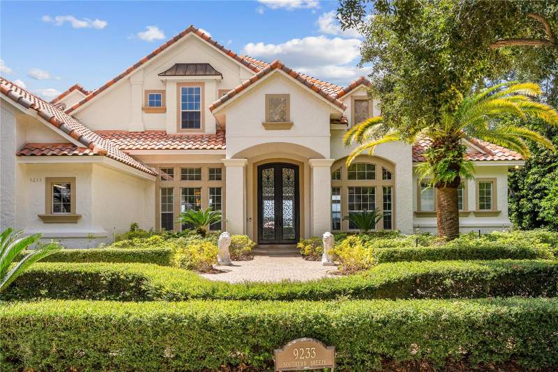 9233 SOUTHERN BREEZE DRIVE home for sale in Estates At Phillips Landing