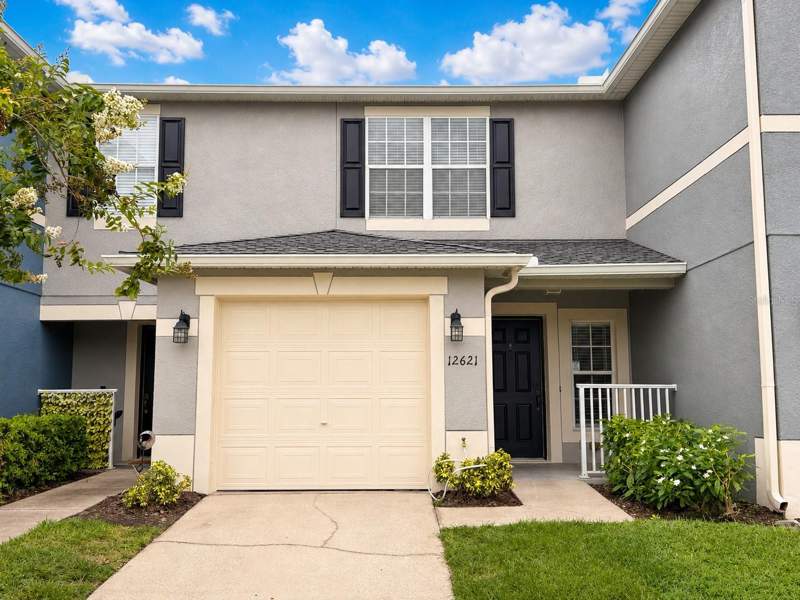 12621 SOMERSET OAKS STREET home for sale in Waterford Villas