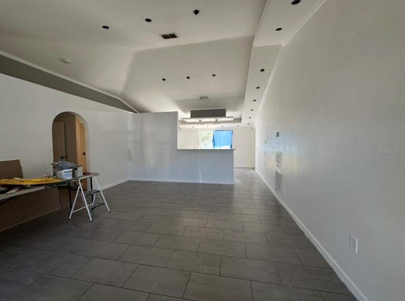 3 bedroom Single Family Residence at 1316 Burnley Court, Poinciana Village 2 Nbhd 1, Kissimmee — photo 2