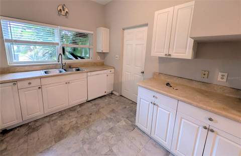 1528 Levern Street, Clearwater FL - photo 13 of 39