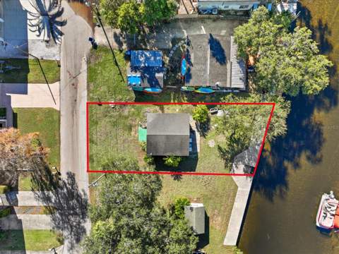 7255 Tropical Drive, Weeki Wachee FL - photo 7 of 20