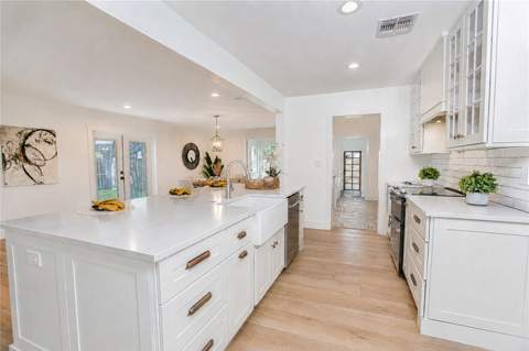 20 E Division Street, Winter Garden FL - photo 11 of 37