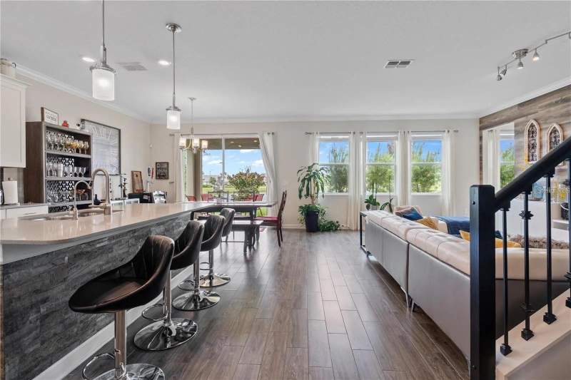 5 bedroom Single Family Residence at 11819 Imaginary Way, Storey Park Prcl L, Orlando — photo 4