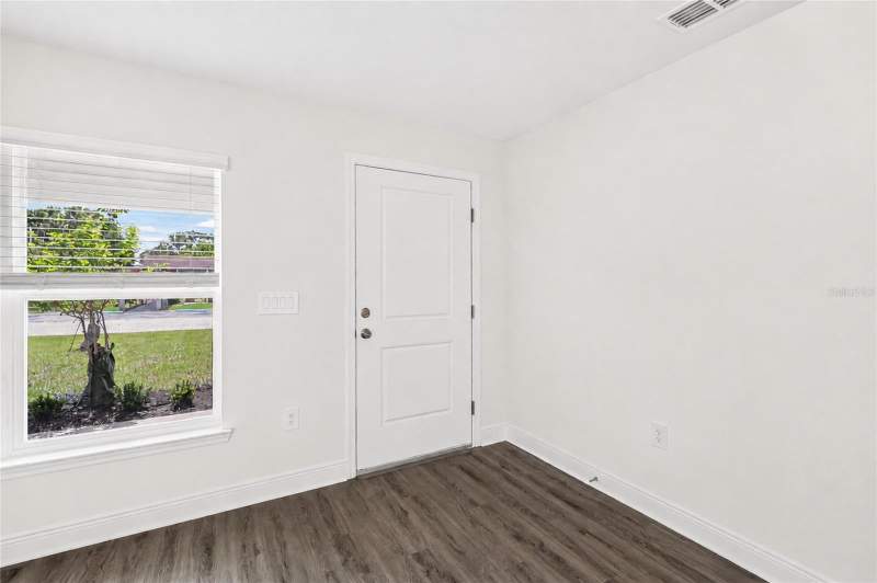 3 bedroom Single Family Residence at 437 Alvina Avenue, Emerald And Alvina Estates, Lake Wales — photo 4