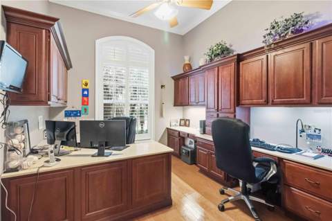 15108 Kestrelglen Way, Lithia FL - photo 19 of 55