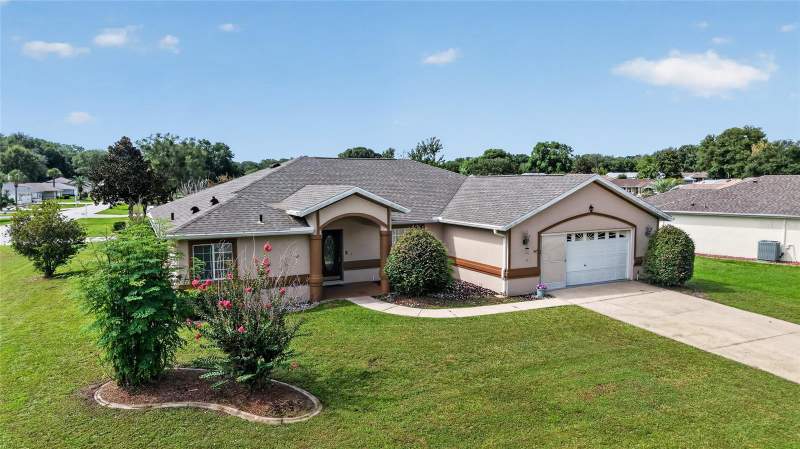 3 bedroom Single Family Residence at 10121 SW 61st Terrace Road, Cherrywood Estate, Ocala — photo 4