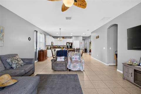 2349 Jernigan Loop, Kissimmee FL - photo 17 of 37