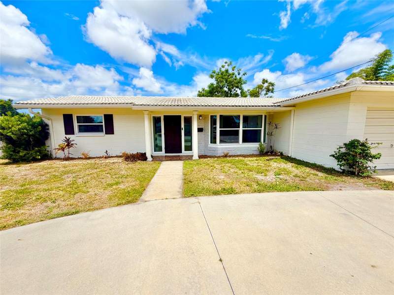 2 bedroom Single Family Residence at 3300 58th Street, Sheryl Manor, St Petersburg — photo 2