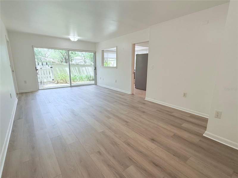 2 bedroom Condominium at 6206 Dewdrop Way, Raintree Manor Homes Condominium, Temple Terrace — photo 5