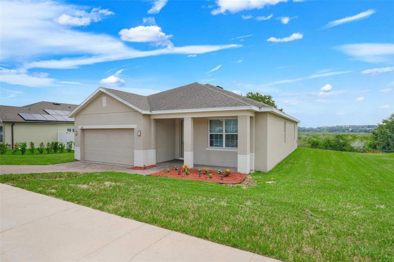 4 bedroom Single Family Residence at 645 BLACK EAGLE DRIVE, EAGLE POINTE, GROVELAND — photo 4