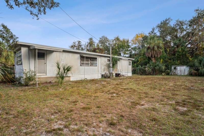 2 bedroom Mobile Home at 9300 Kiowa Dr, Griffin Park, New Port Richey — photo 5