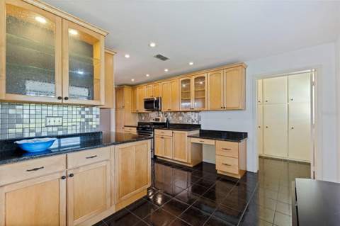 8140 Terrace Garden Drive #103, St Petersburg FL - photo 20 of 57