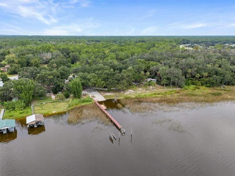 3 bedroom Single Family Residence at 8812 Oakwood Drive, Walk In Water Lake Estates Ph 01, Lake Wales — photo 4