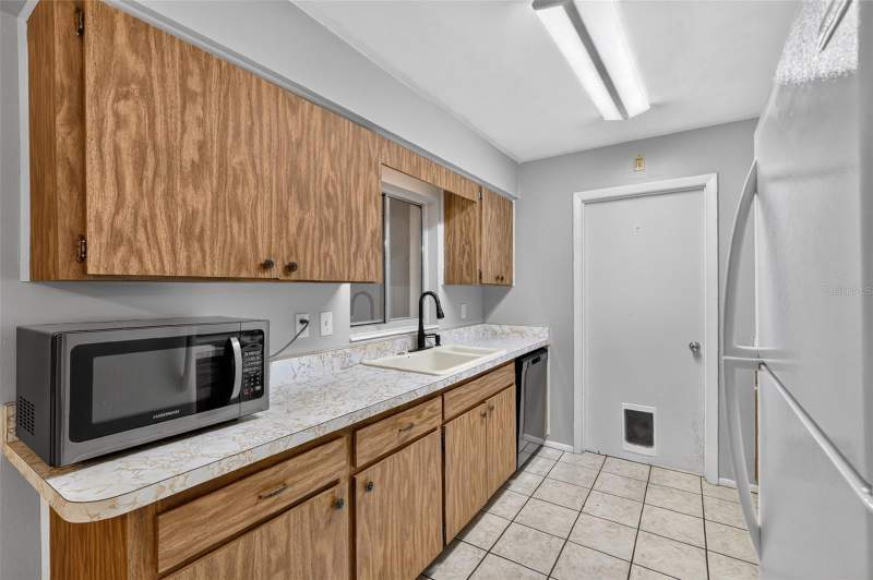 2 bedroom Single Family Residence at 1305 Orange Avenue, Lakewood Park Add, Tavares — photo 4