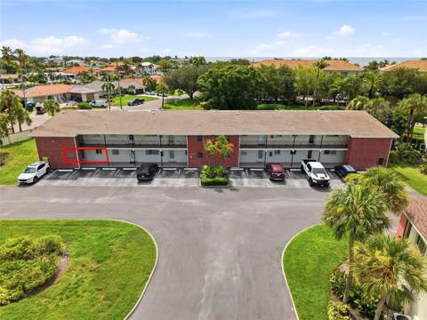 4570 Overlook Drive #175, St Petersburg FL - photo 24 of 41