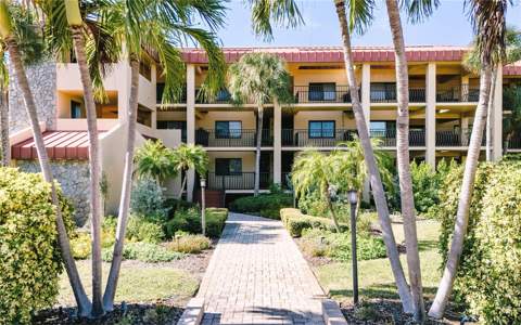 1060 Pinellas Bayway #106, Tierra Verde FL - photo 6 of 6