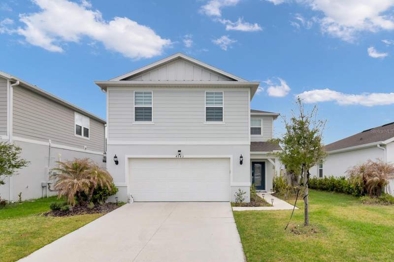 4943 ROYAL POINT AVENUE home for sale in Cypress Hammock