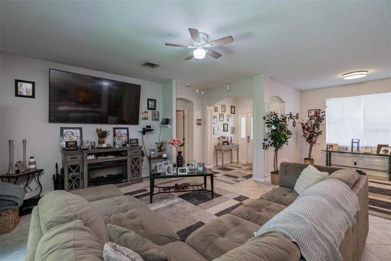 3 bedroom Single Family Residence at 4126 Cobbler Lane, Port Charlotte Sub 31, North Port — photo 4