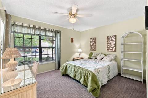 6695 Pin Oak Court, Spring Hill FL - photo 19 of 35