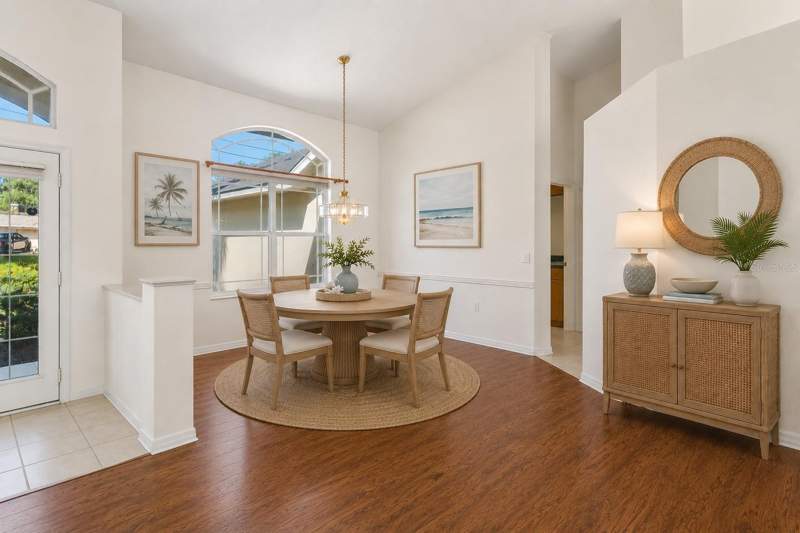 4 bedroom Single Family Residence at 6381 Pinehurst Drive, Spring Hill, Spring Hill — photo 2