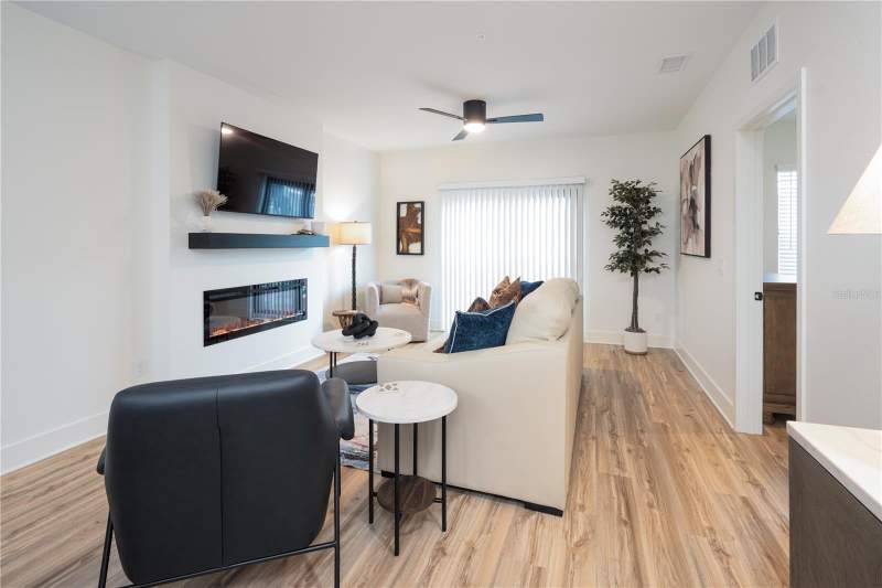 2 bedroom Condominium at 419 SE 1st Avenue #101, Old Ocala Survey, Ocala — photo 2