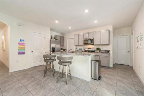 9319 Forge Breeze Loop, Wesley Chapel FL - photo 14 of 45