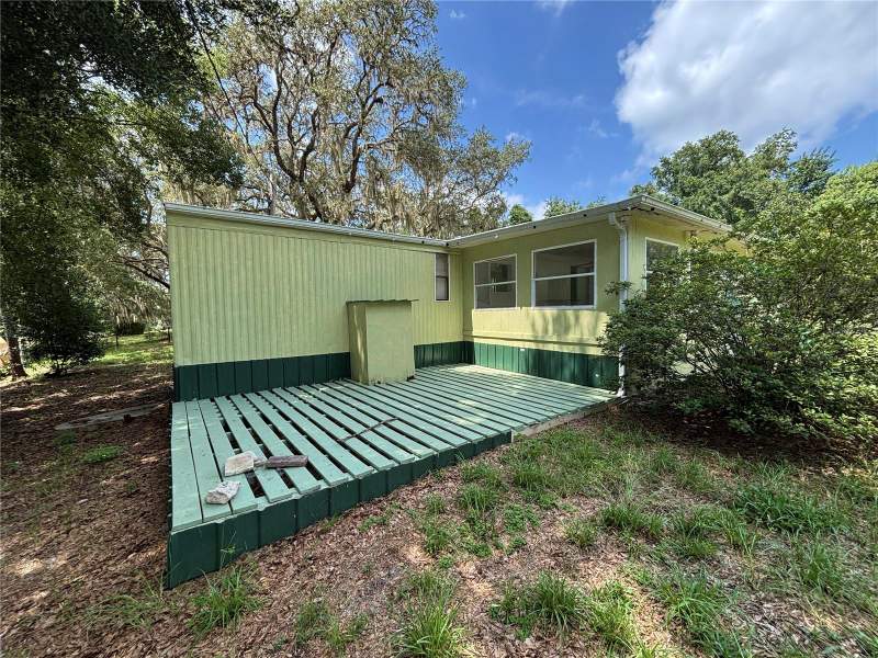 3 bedroom Mobile Home at 18274 SE 22nd Place, Halfmoon Mini-Farms, Silver Springs — photo 2
