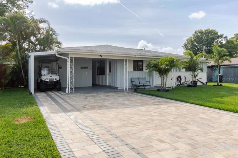 2 bedroom Single Family Residence at 96 New York Avenue, Dexter Park 1st Add, Dunedin — photo 3