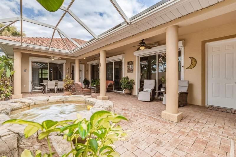 3 bedroom Single Family Residence at 13921 Bently Circle, Courtyard Homes/Bell Tower Park, Fort Myers — photo 5