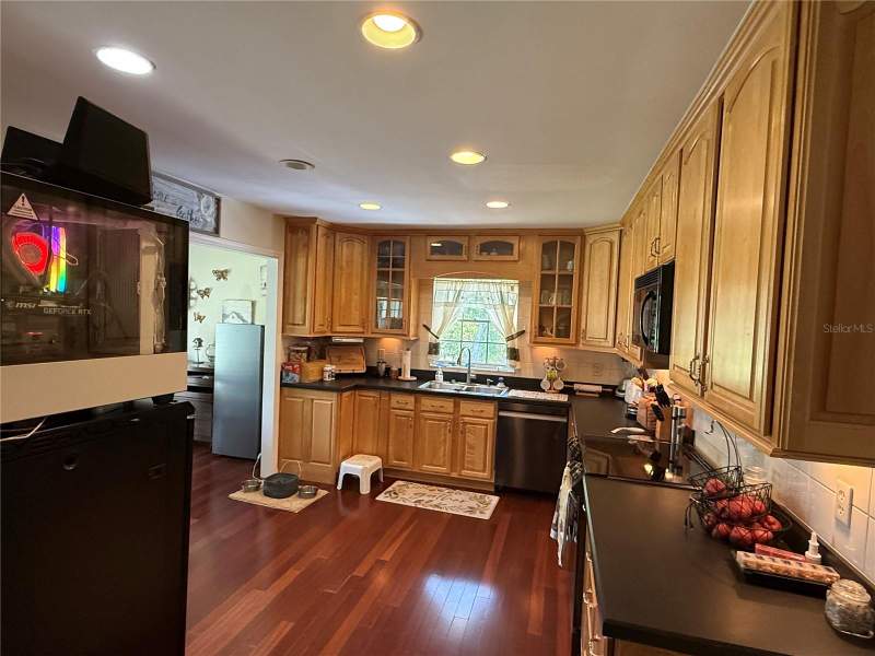 3 bedroom Single Family Residence at 305 WHITE OAK DRIVE, SANLANDO SPGS, ALTAMONTE SPRINGS — photo 5