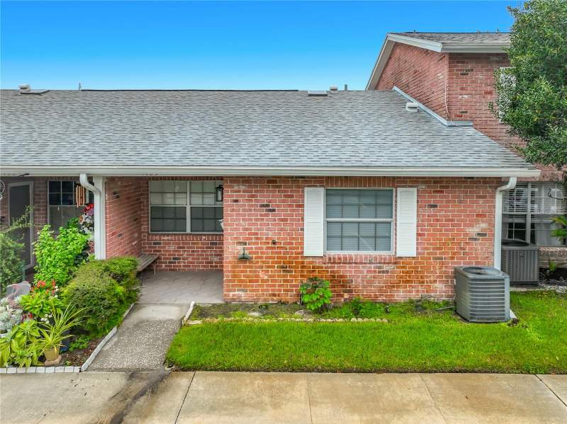 2 bedroom Townhouse at 1225 Carriage Lane #1, Candlewyck East Rep No 1, Orlando — photo 2