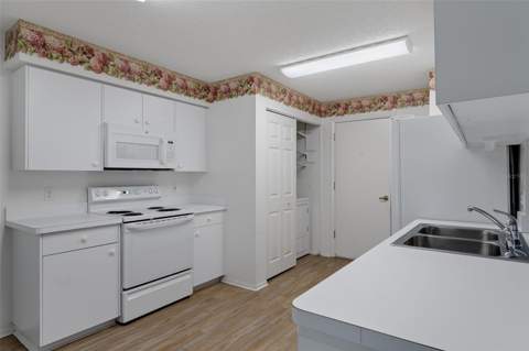 7343 Willow Brook Drive, Spring Hill FL - photo 15 of 39