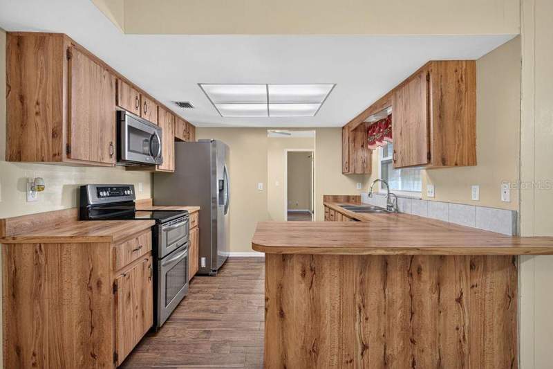 3 bedroom Single Family Residence at 3110 Clovewood Place, Brandon Grvs Sec 1, Seffner — photo 5