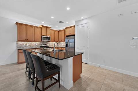15412 Santa Pola Drive, Wimauma FL - photo 16 of 65