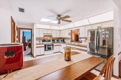 9103 E Aqua Vista Drive, Inverness FL - photo 13 of 65