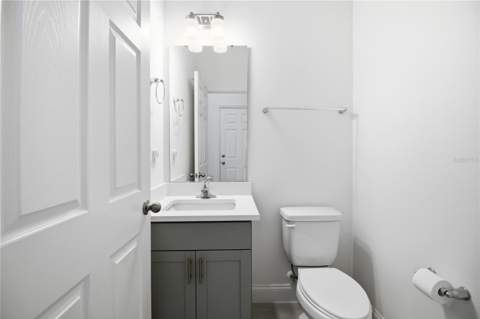 827 Dennis Avenue, Orlando FL - photo 7 of 65