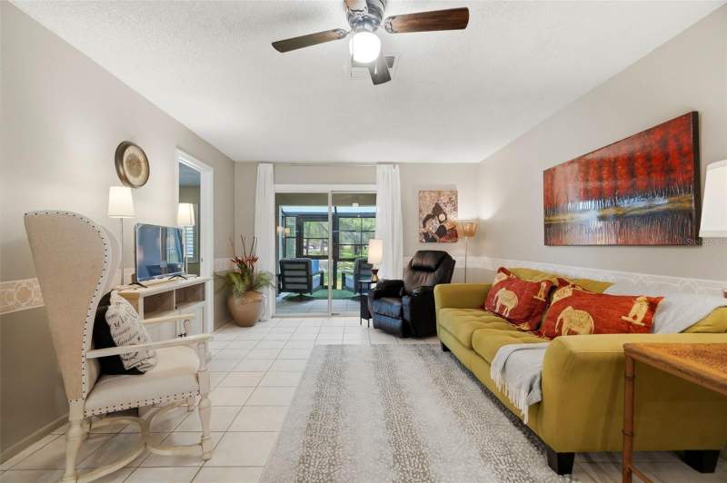 2 bedroom Condominium at 5265 E Bay Drive #410, Bay Oaks Condo, Clearwater — photo 3