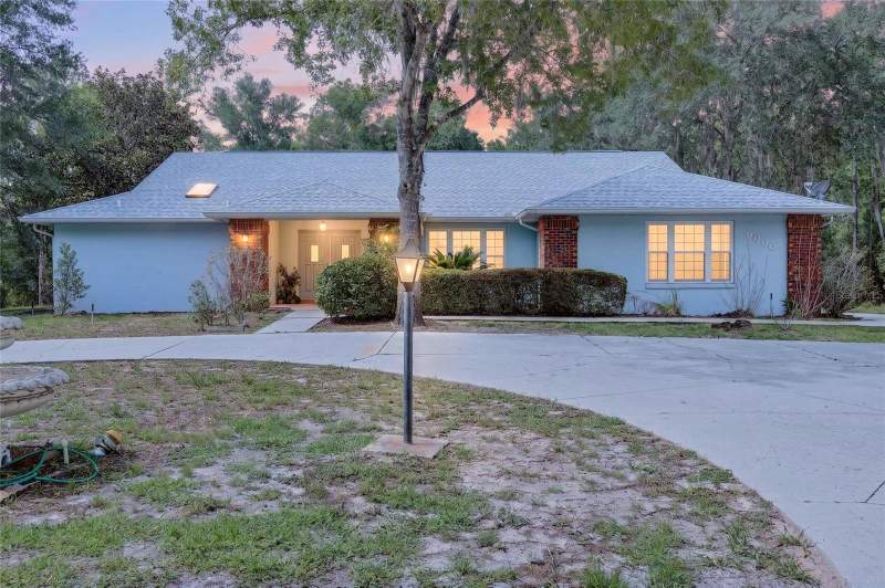 3 bedroom Single Family Residence at 9000 SW 203rd Court, Rainbow Spgs 01 Rep, Dunnellon — photo 2