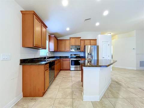 7029 Wirevine Dr, Brooksville FL - photo 11 of 69