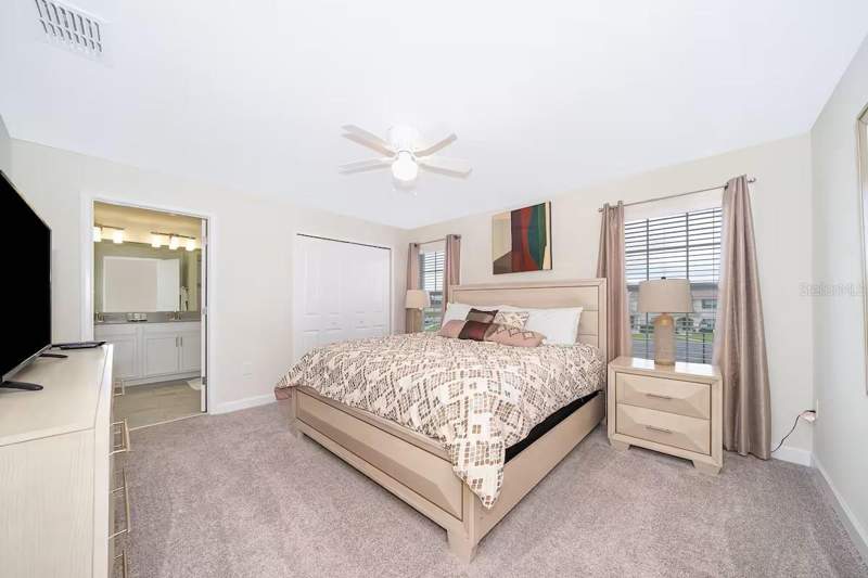 4 bedroom Townhouse at 4905 Windermere Avenue, Storey Lake Ph 3, Kissimmee — photo 5
