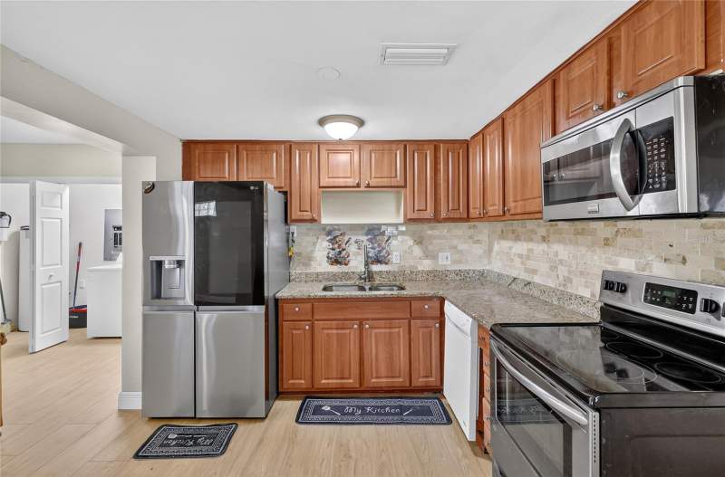 3 bedroom Single Family Residence at 3104 Stewart Street, Eaton Park, Lakeland — photo 5
